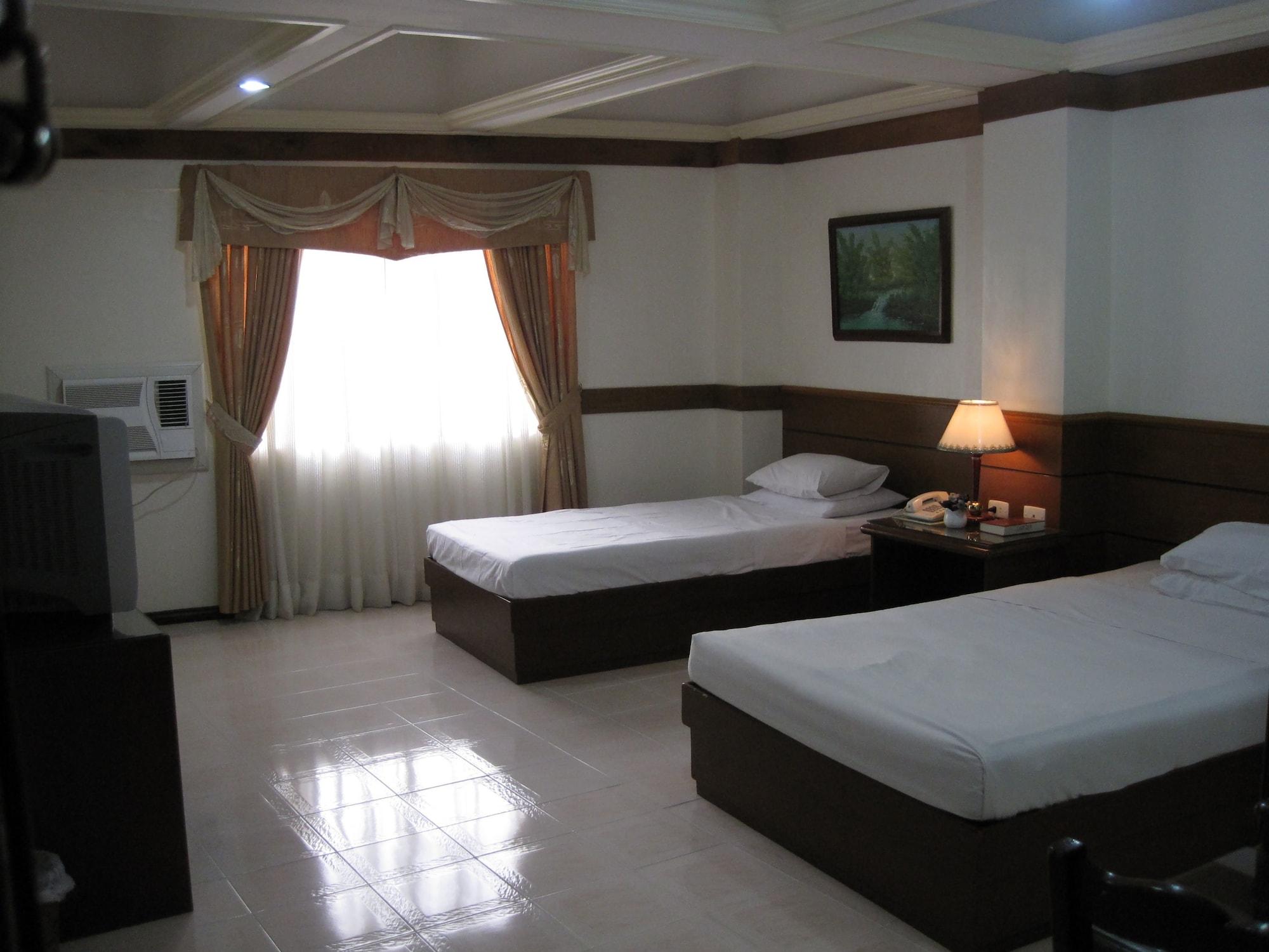 Wregent Plaza Hotel Bohol Buitenkant foto